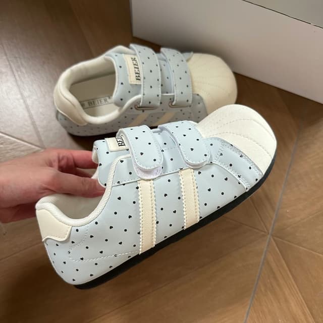 Supplier photo of Cute Women Heart Dot Velcro Sneakers Shell Toe Double Magic Strap Beige Soft Sole Lazy Style Casual Student Board Shoes