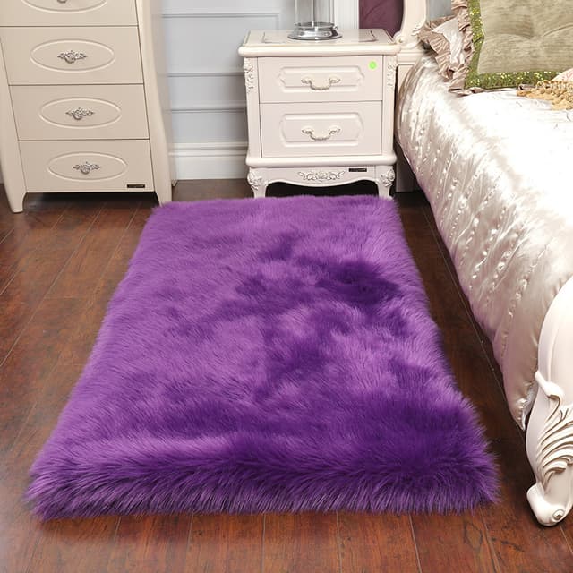 Supplier photo of Soft Plush Area Rug for Bedroom Bedside - Fluffy Shaggy Carpet Living Room Floor Mat Non-Slip Faux Wool Home Decor