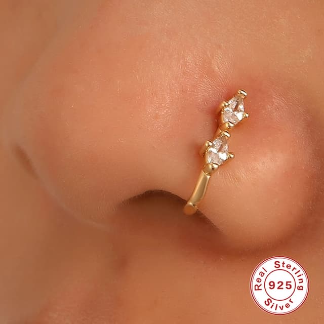 Supplier photo of Water Drop Lightning Diamond-studded Nose Ring