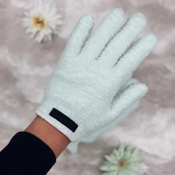 Supplier photo of Ultra-soft Microfiber Reusable Facial Gloves For Eye Makeup